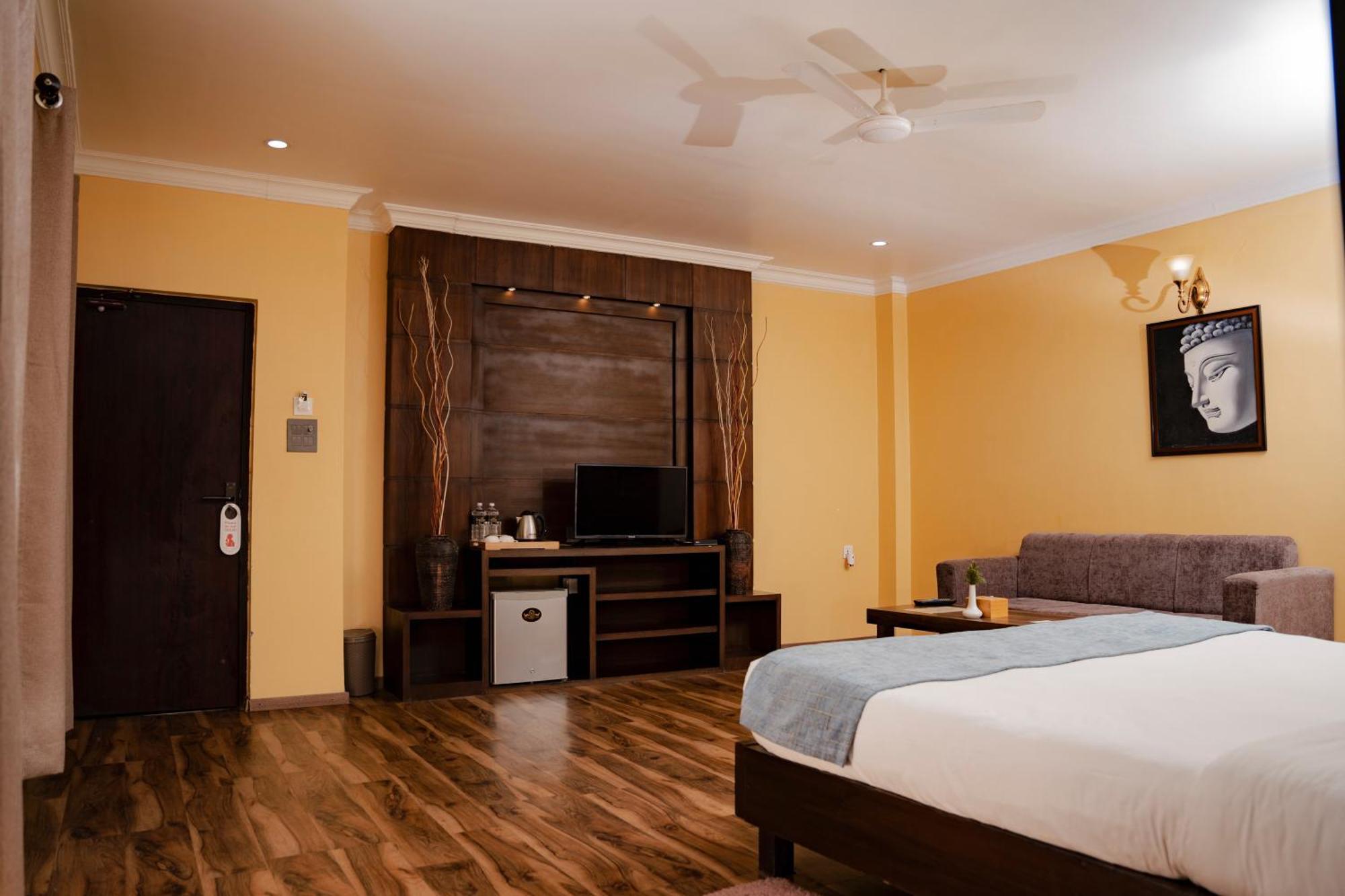 Hotel Maden Inn Itahari 외부 사진